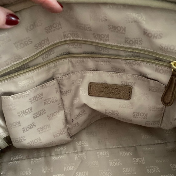 Michael Kors Gold threaded Signature Satchel - Picture 9 of 11